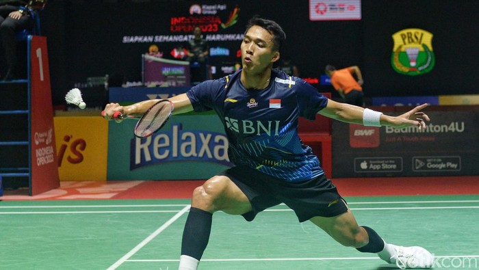Jojo Melaju ke 16 Besar Indonesia Open 2023 Jonatan Christie berhasil ke babak 16 besar Indonesia Open 2023, Rabu (14/6). Jojo melaju usai mendepak wakil Jepang, Kanta Tsuneyama.
