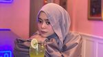 Momen Seru Lesti Kejora Saat Belanja dan Makan Sushi