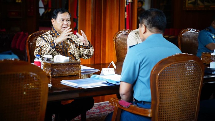 Menhan Prabowo dan KSAL Laksamana Muhammad Ali di Kemhan