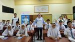 Momen Group Chairman Stanchart Jadi Guru Dadakan di SMKN 19 Jakarta