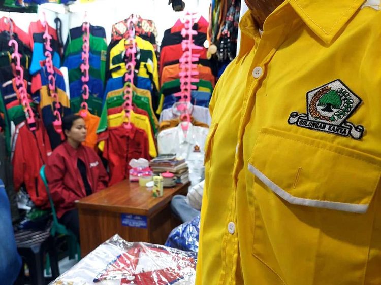 Pedagang Pakaian Pasar Senen Kebanjiran Order Atribut Pemilu