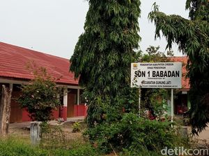 Miris! SD di Cirebon Ini Kekurangan Murid Tiap Tahun