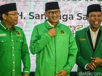 Senyum Semringah Sandiaga Uno Usai Sah Gabung PPP