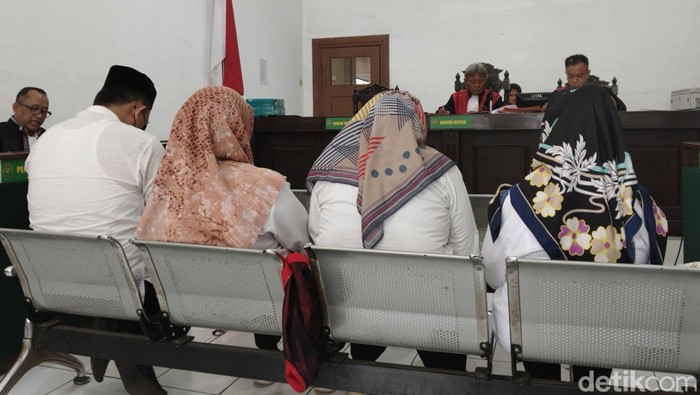 Sidang tuntutan kasus korupsi dana BOS Kemenag Jabar.