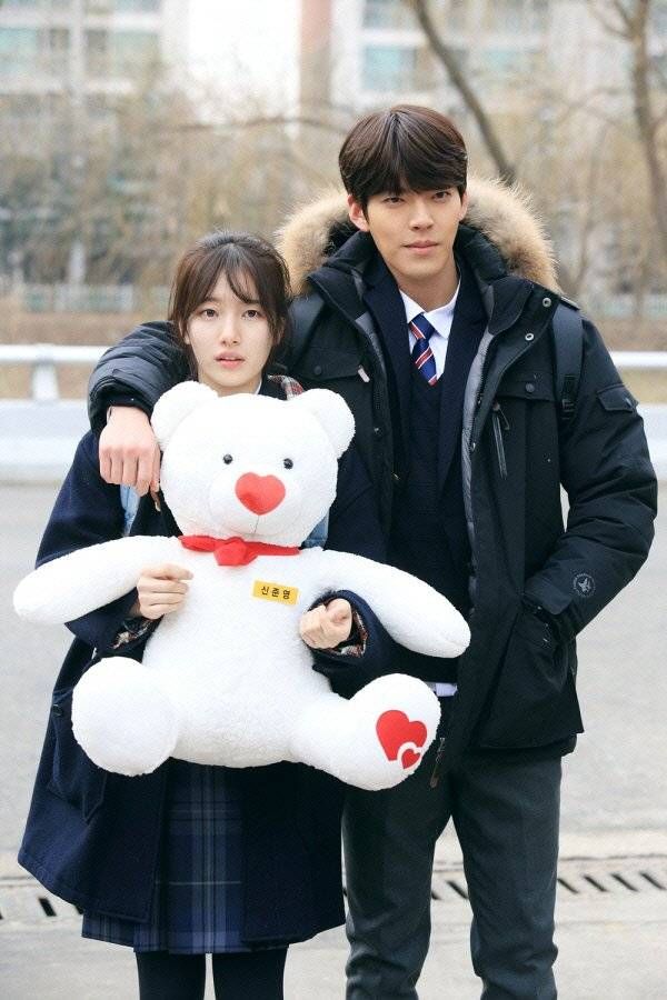 Suzy dan Kim Woo Bin