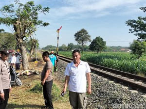 Peternak Sapi di Probolinggo Tewas Tertabrak KA Logawa
