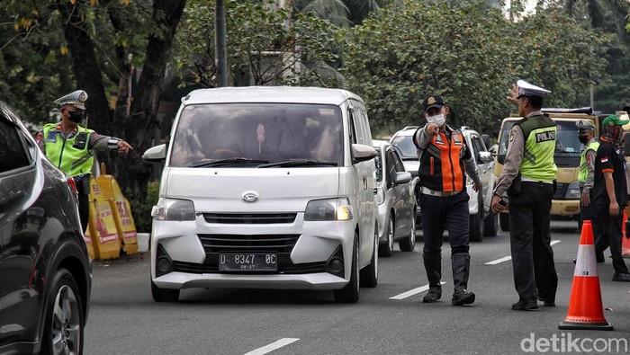 Pemerintah Kota Jakarta Utara (Pemkot Jakut) menggelar uji emisi kendaraan bermotor secara gratis sebagai bagian dari rencana pengelolaan kualitas udara perkotaan.