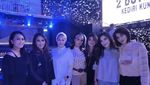 Wenny Ariani Saat Santai dan Kulineran Bersama Anak