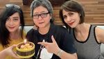 Wenny Ariani Saat Santai dan Kulineran Bersama Anak