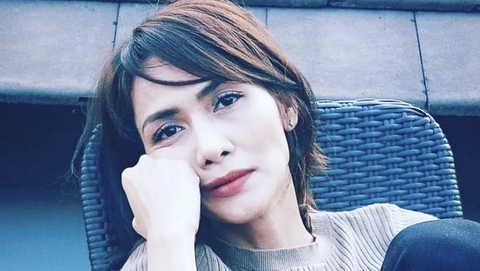 Wenny Ariani Saat Santai dan Kulineran Bersama Anak
