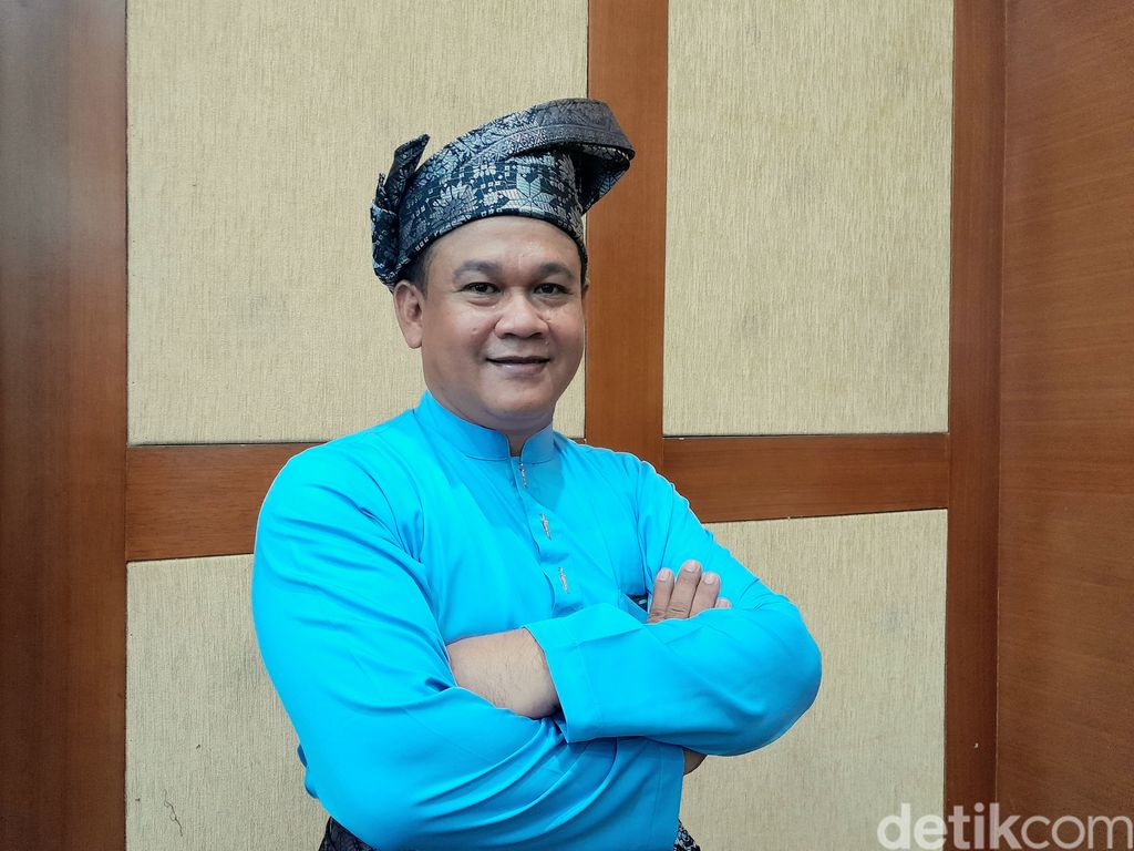 Direktur Polibatam Uuf Brajawidagda