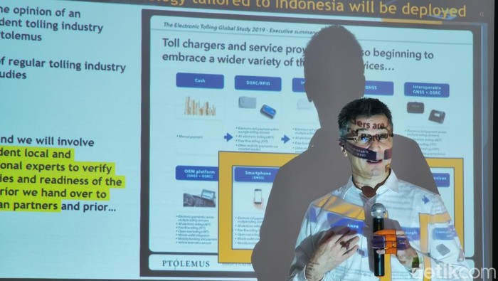 Direktur Utama PT Roatex Indonesia Toll System, Attila Keszeg
