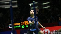 Di gim kedua, giliran Ginting yang mengalahkan Rajawat dengan skor 21-15.  