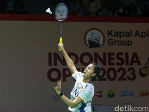 Putri KW Kandas Lawan Akane di 16 Besar Indonesia Open 2023