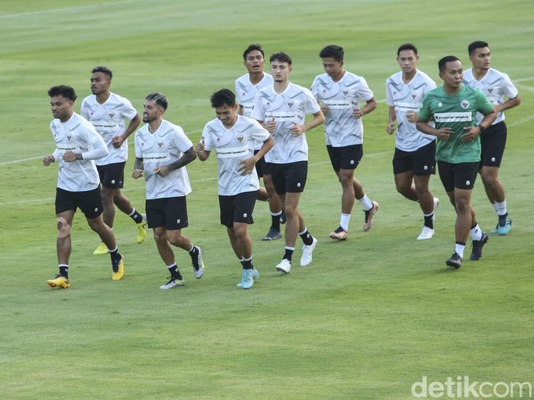 Intip Sesi Latihan Timnas Jelang Melawan Argentina