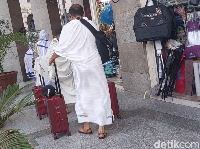 Jemaah Haji Plus Mulai Bergerak Menuju Makkah