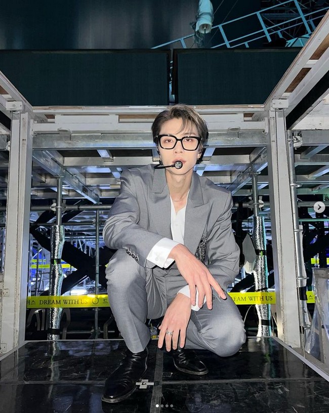 Tahun ini, Johnny NCT semakin mantap untuk melebarkan sayapnya sebagai DJ. Dengan nama panggung JOHNNY BE, dia dijadwalkan manggung di Jakarta dan Bali. Foto: Instagram