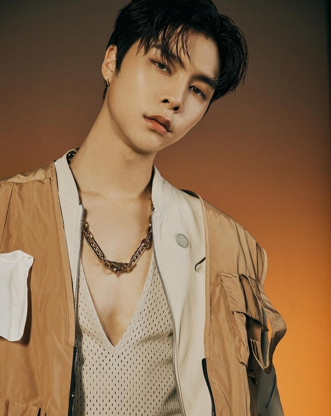Johnny NCT lahir dan besar di Amerika. Sebelum debut sebagai idol KPop, Johnny dikenalkan ke publik sebagai DJ di acara Spectrum Dance Music Festival 2016. Foto: Instagram