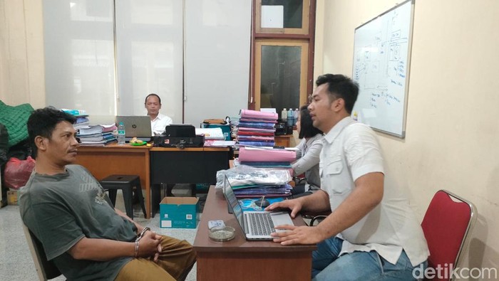 Kasun di Bangkalan yang dilaporkan memerkosa keponakannya sendiri.