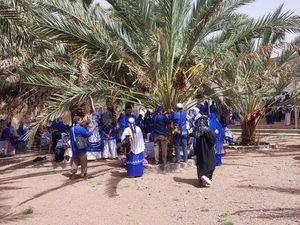 Berwisata di Kebun Kurma Madinah