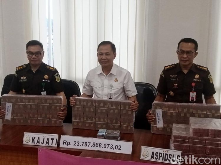 Penampakan Uang Rp 23 M Milik Tersangka Korupsi Eks Dirut Bank Jambi