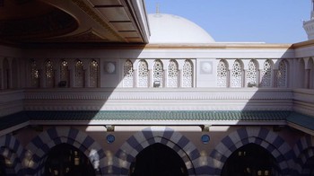 Kubah-kubah tersebut merupakan mahakarya dari proyek perluasan Masjid Nabawi yang dilakukan oleh Raja Fahd. Foto: SL Rasch