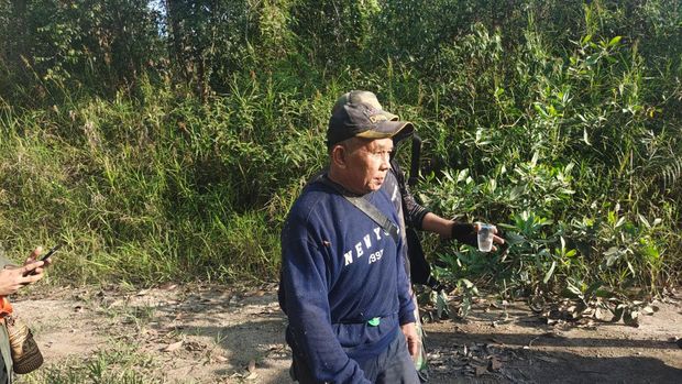 Kusno (68) saat ditemukan tim SAR usai tersesat 3 hari di dalam hutan Samboja.