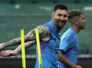 Scaloni: Piala Dunia 2026 Masih Jauh, Gak Usah Pikirin Messi Dulu