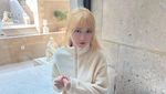 5 Gaya Nita Vior Berambut Blonde, Vibes-nya Idol K-Pop Banget!