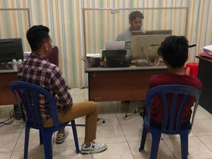 Kesal Tak Dibelikan HP, ABG Nekat Bakar Rumah Nenek di Banyumas