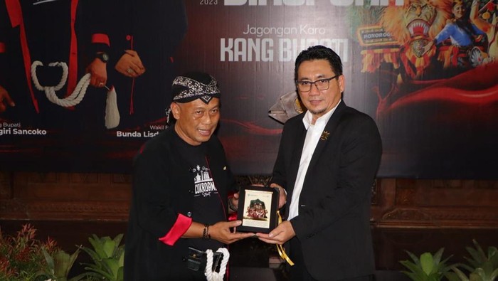 Pertemuan Bupati Ponorogo Sugiri Sancoko dengan diaspora Jawa/ foto : Charolin Pebrianti