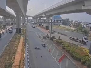 Detik-detik Pemobil di Jaktim Brutal Tabrak Tetangga Sendiri hingga Tewas