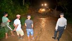 Potret  Jalan Padang-Batusangkar Longsor Gegara Hujan