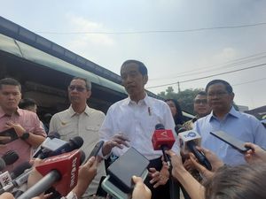 Ngopi Bareng Ketua MK, Jokowi Bantah Intervensi Putusan Sistem Pemilu