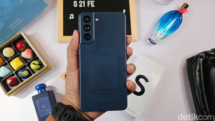 Samsung Galaxy S21 FE