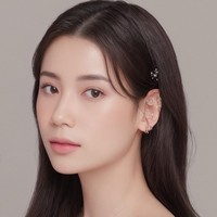 Istri Deddy Corbuzier, beauty creator dan model Sabrina Chairunnisa pun mencoba memakai aplikasi yang viral ini. Foto: Instagram/@sabrinachairunnisa