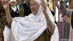 Potret Senam Pagi Jemaah Lansia, Semangat Usir Penyakit Jelang Armuzna