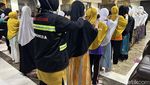 Potret Senam Pagi Jemaah Lansia, Semangat Usir Penyakit Jelang Armuzna