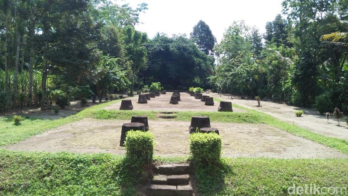 situs balekambang