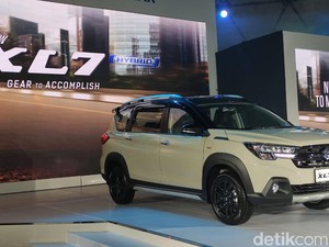 Tak Main-main, Segini Target Penjualan Suzuki XL7 Hybrid di Indonesia