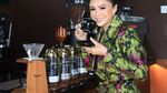 Kompaknya Yuni Shara Nongkrong Bareng Kris Dayanti dan Ashanty