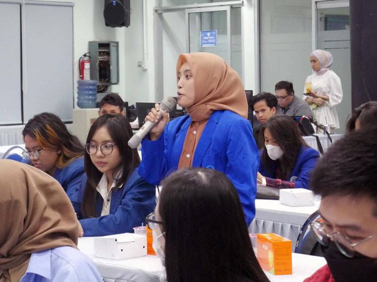 300 Mahasiswi Antusias Ikuti Edukasi Kesehatan