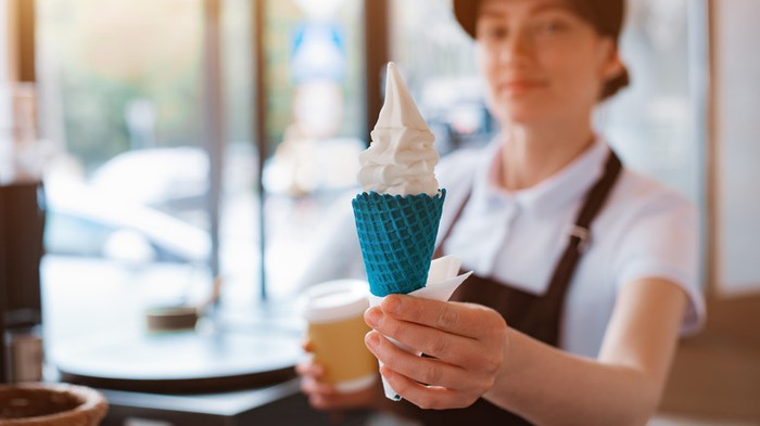 5 Fakta Kebersihan Es Krim Resto Cepat Saji Diungkap Netizen