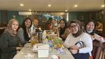 Asri Welas Hobi Masak dan Makan Bareng Keluarga, Ini Momennya