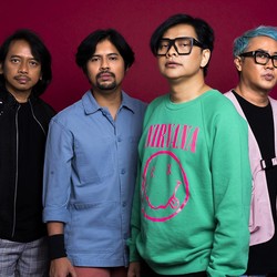 Gak Cuma Slank, Deretan Band Ini Juga Keren Lewat Potlot