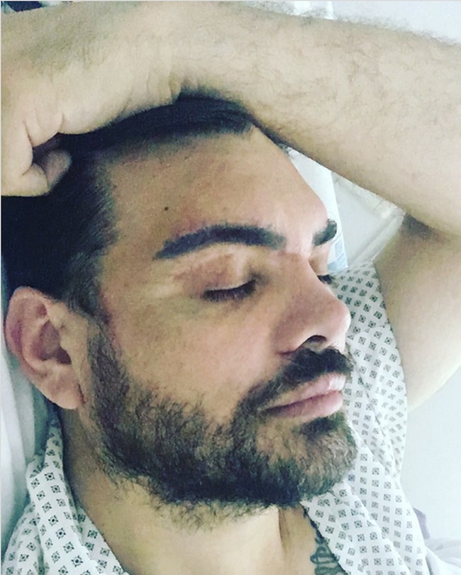 Aku bersumpah, aku ditandu ke rumah sakit ini. Aku berdoa agar sembuh dan saat itulah aku menyadari hal-hal kecil dalam hidup. Aku berharap aku kembali dan menjadi lebih baik dari sebelumnya. Aku mencintai kalian, tulisnya.Foto: Instagram Fran Mariano