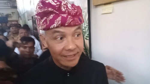 Ganjar Pranowo saat menghadiri acara bertajuk Temu Budaya Jawa-Bali, untuk Indonesia Raya di kawasan Sanur, Denpasar, Bali, Jumat petang (16/6/2023).