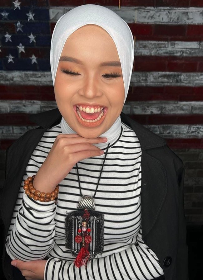 “Saya pun turut bangga dan menikmati tayangan ulang penampilan Putri Ariani itu,” tulis Jokowi di Instagram. Foto: Instagram