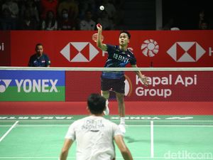 Ginting Kalahkan Jojo di Perang Saudara Indonesia Open 2023