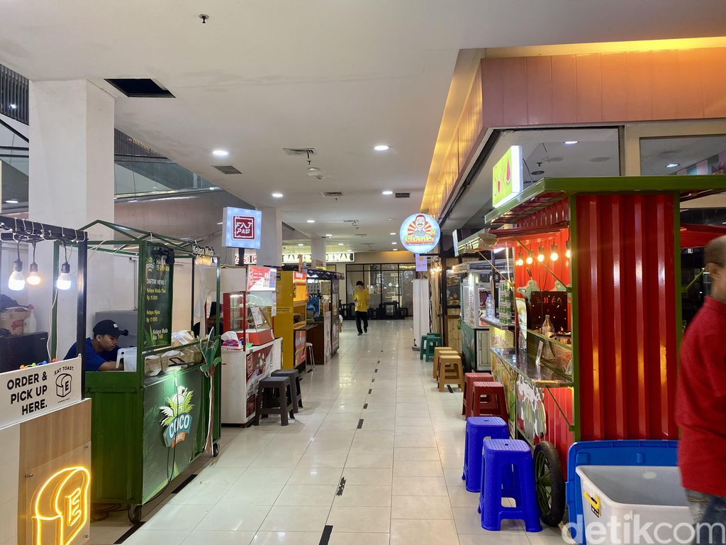 Jajanan di G Town Square